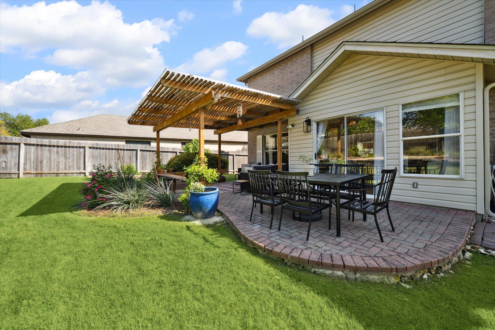 1116 Collinwood West DR