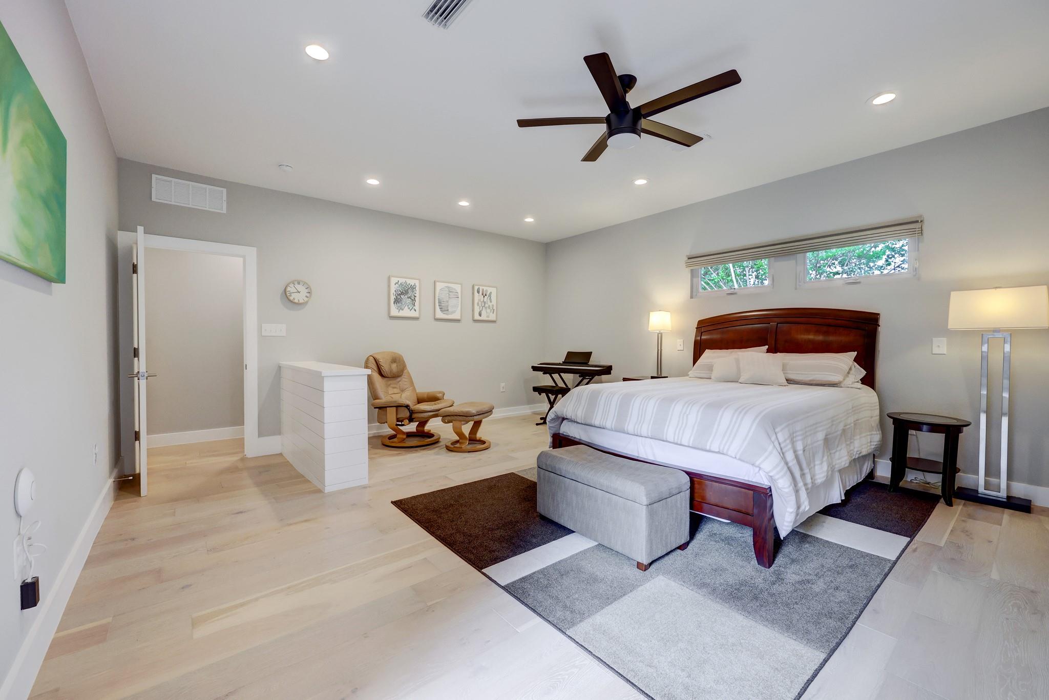 2500 Pinewood TER