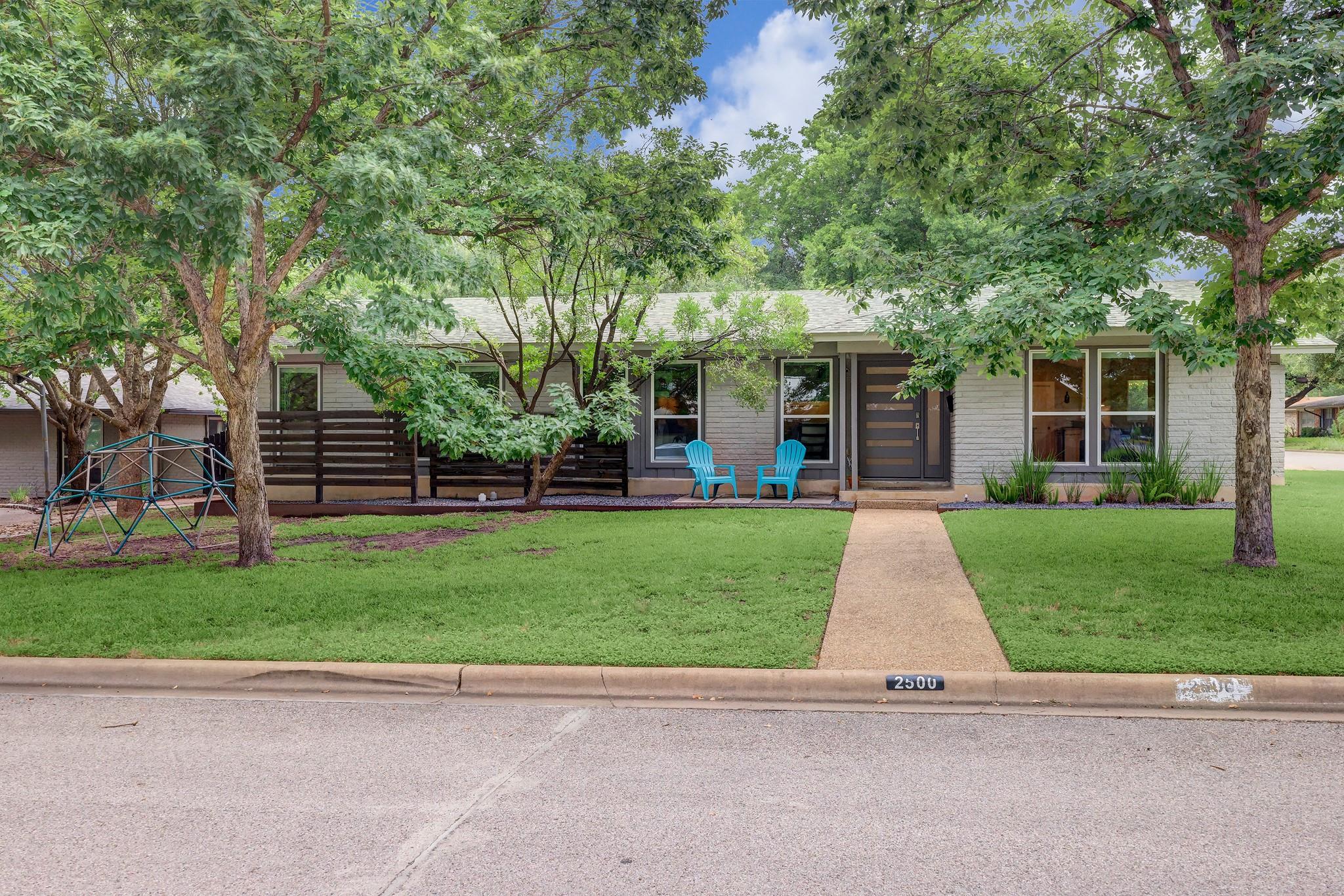 2500 Pinewood TER