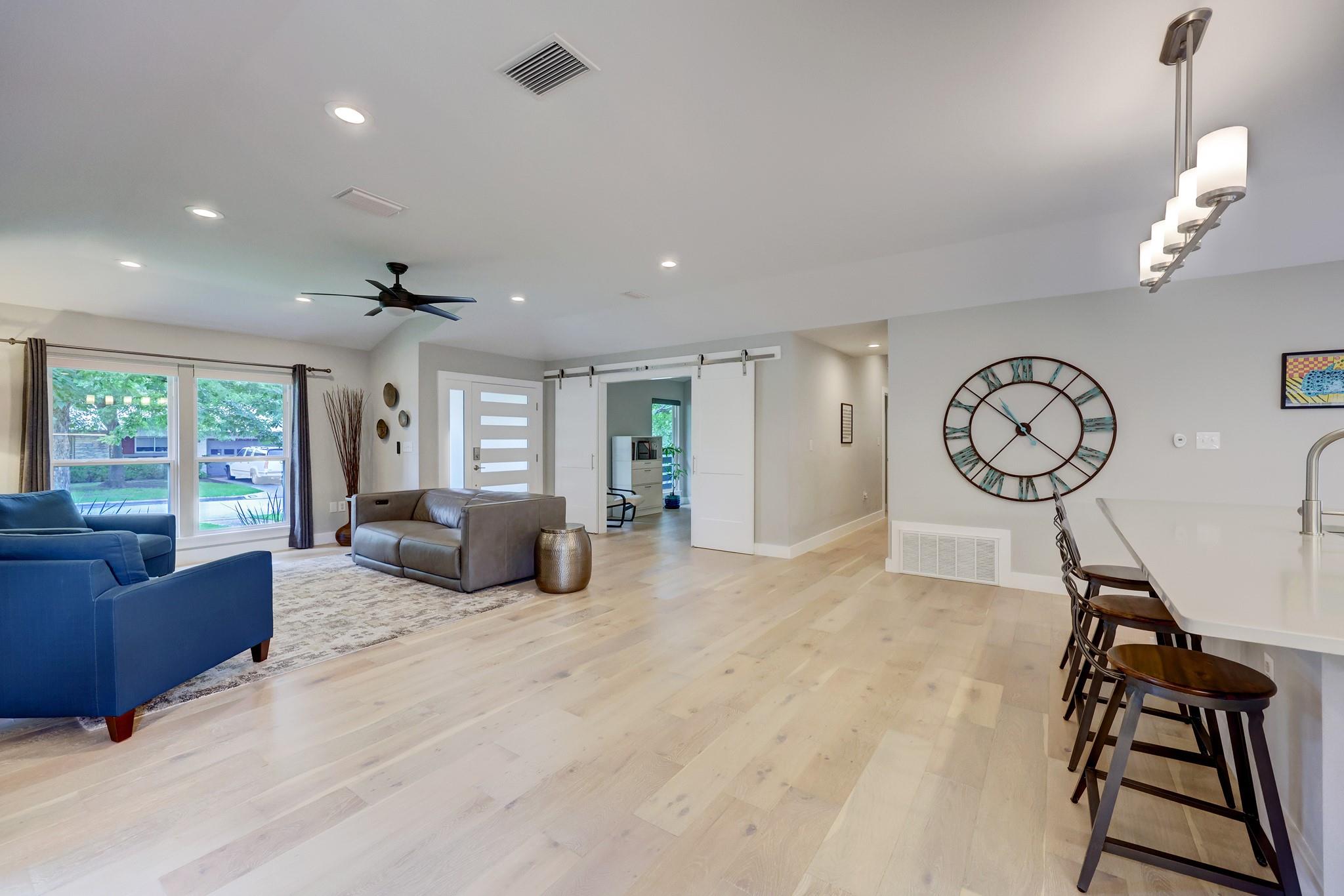 2500 Pinewood TER