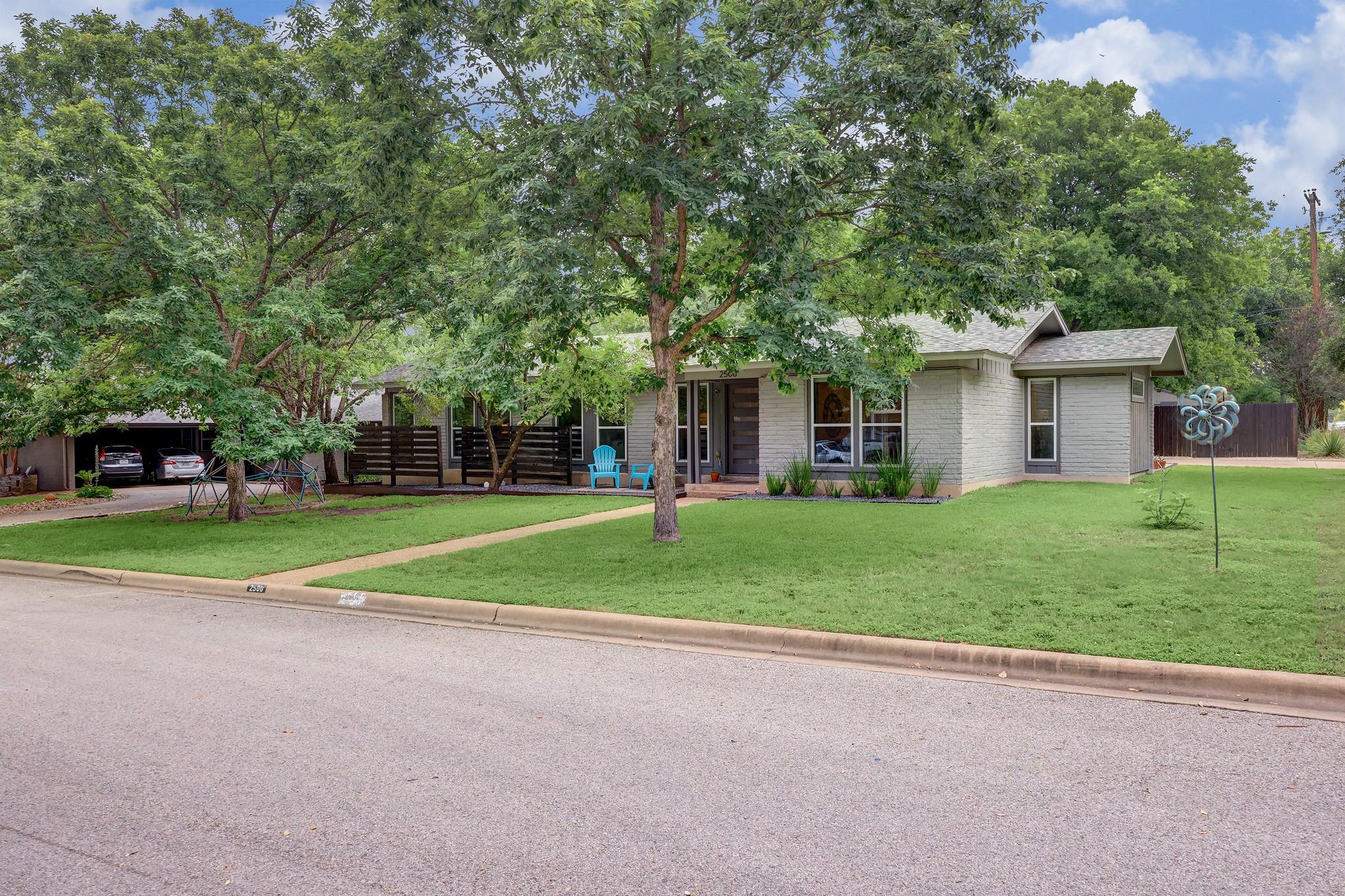 2500 Pinewood TER