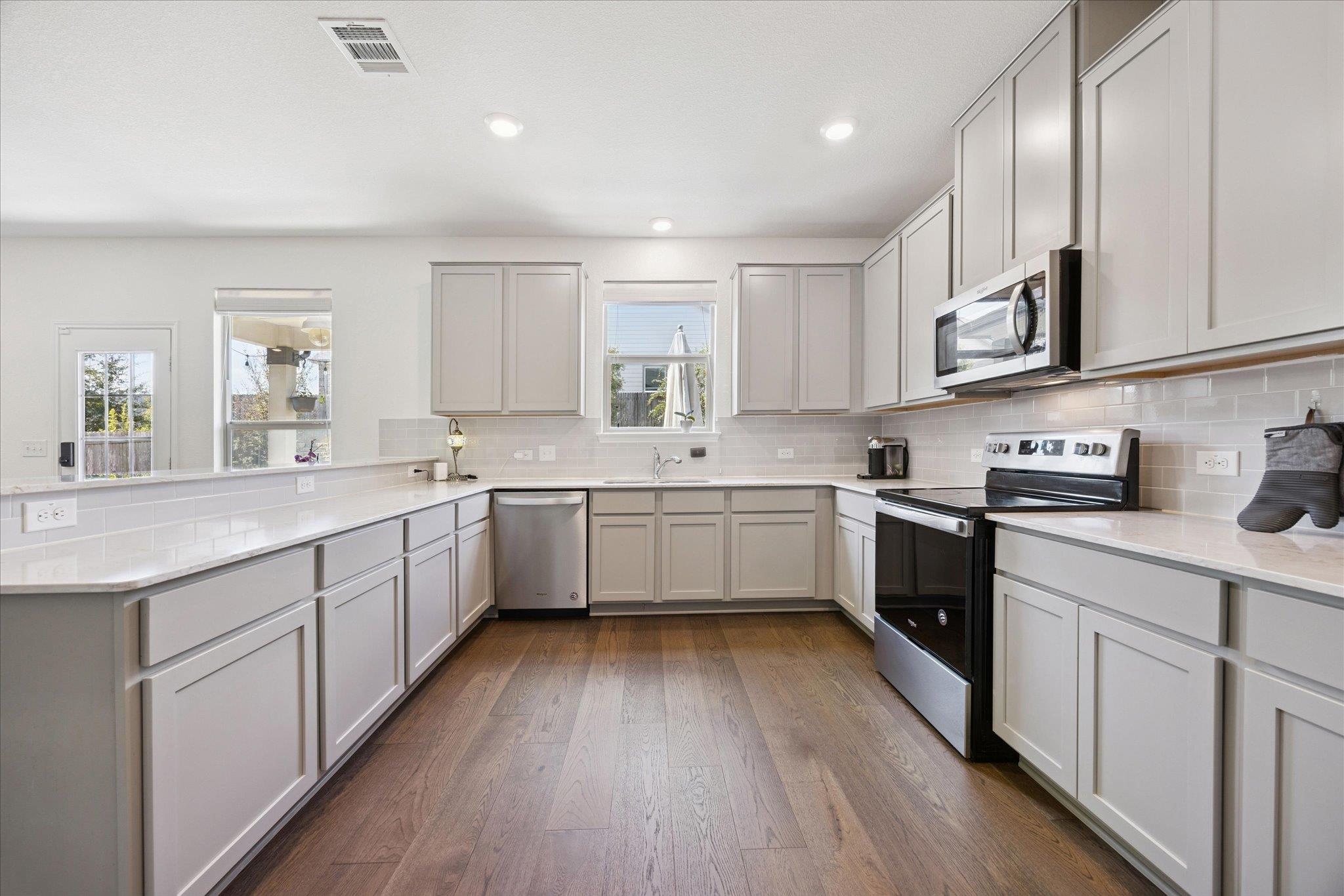 7916 Crystalbrook W, Austin