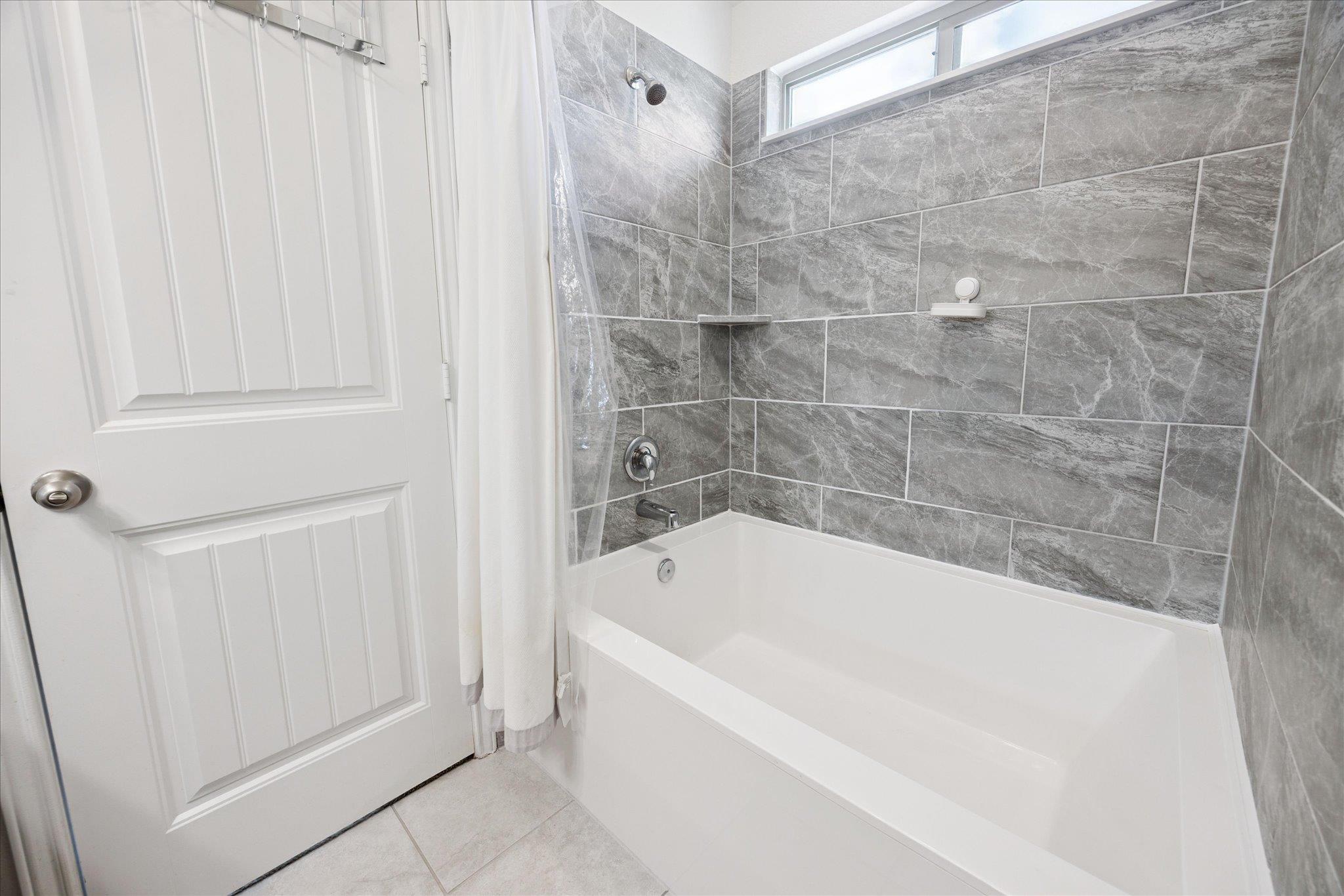 7916 Crystalbrook W, Austin