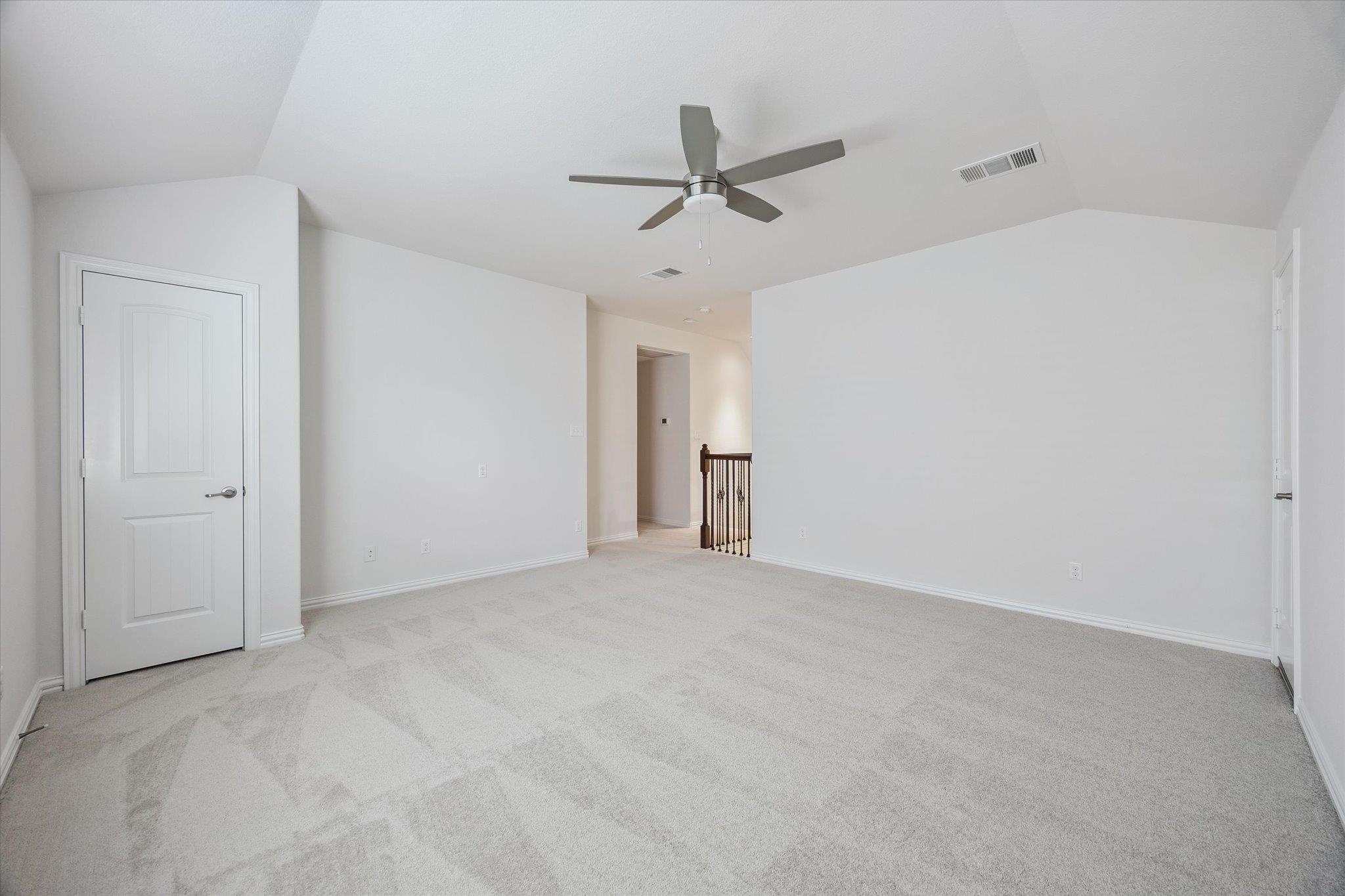 519 Cameron CV
