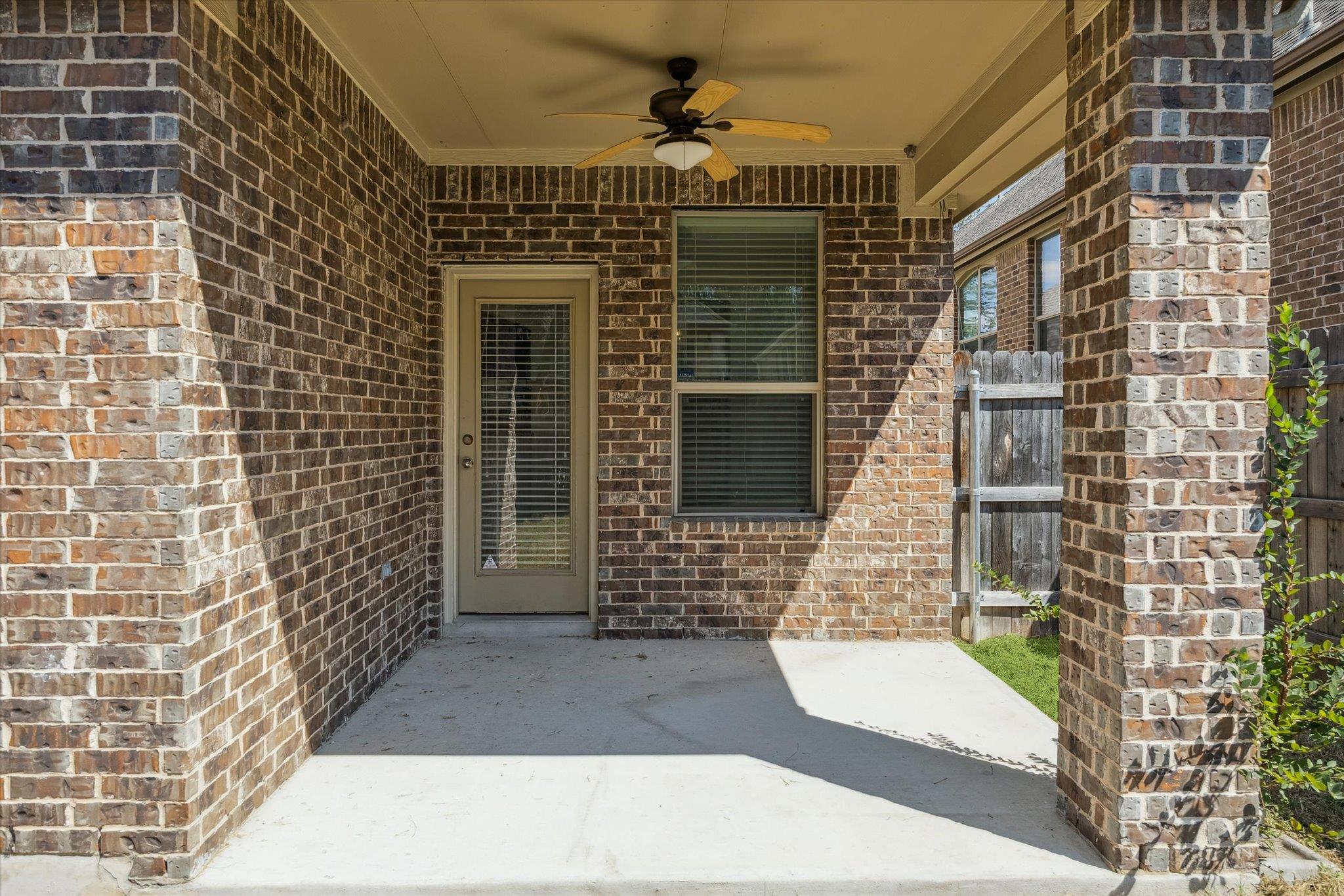 519 Cameron CV