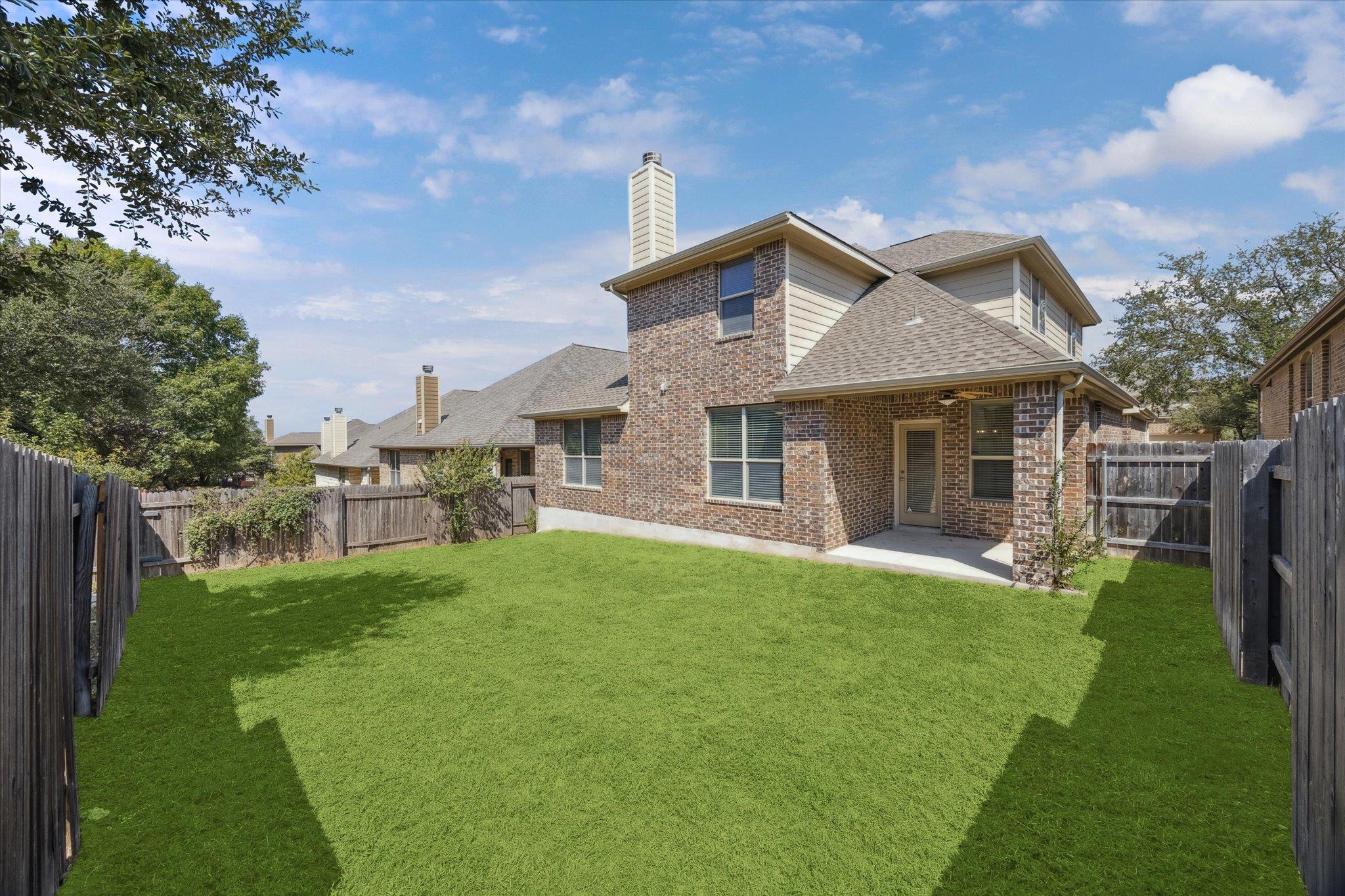 519 Cameron CV