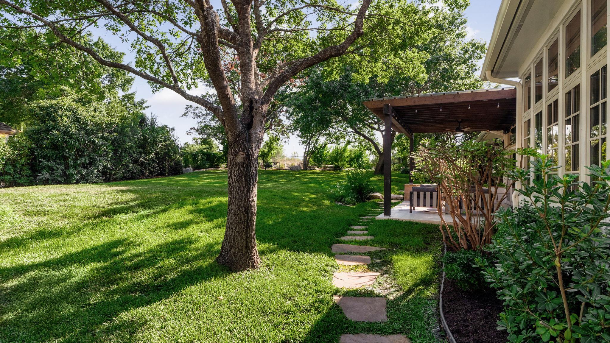 2036 Wimberly Ln