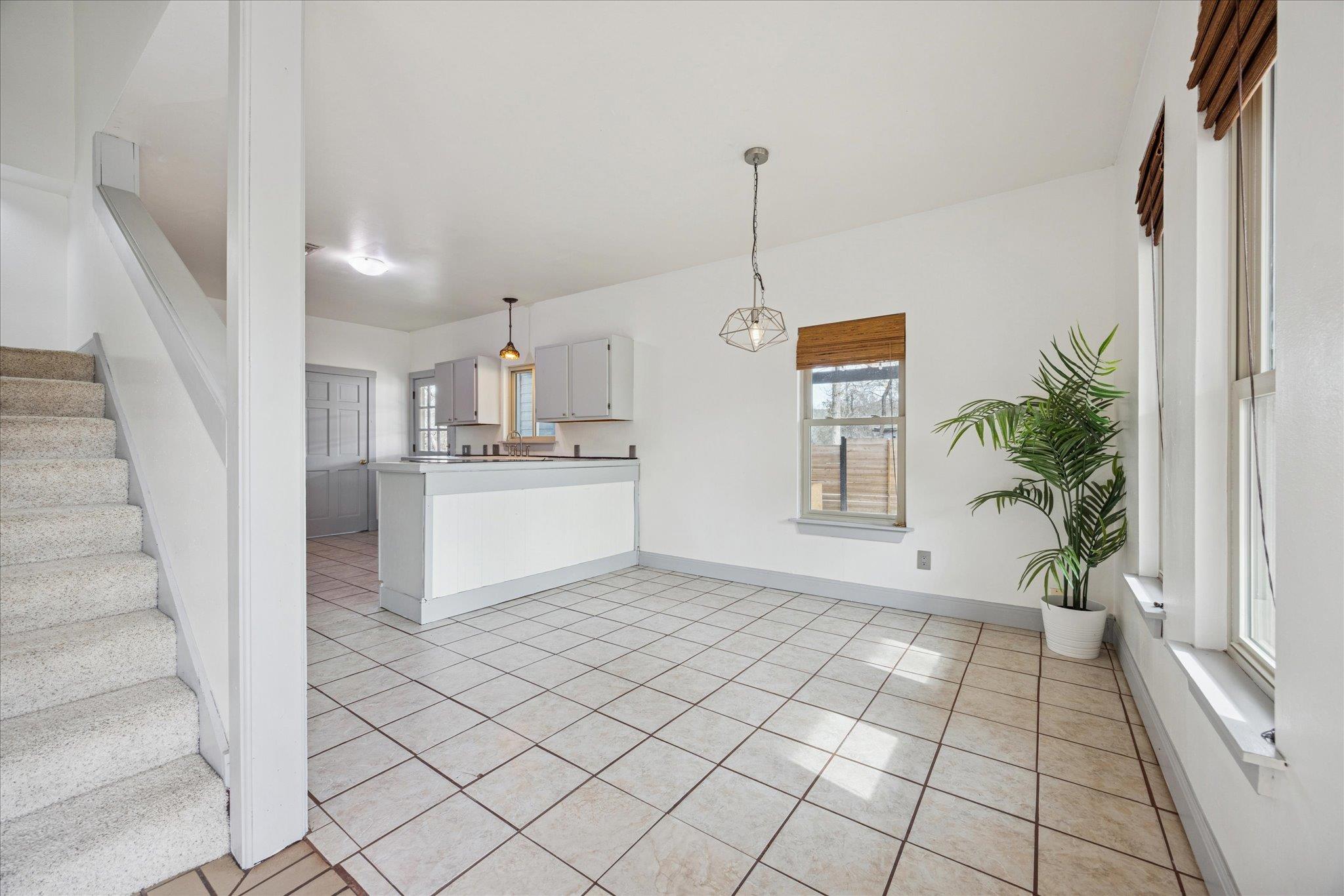 13918 Hummingbird LN