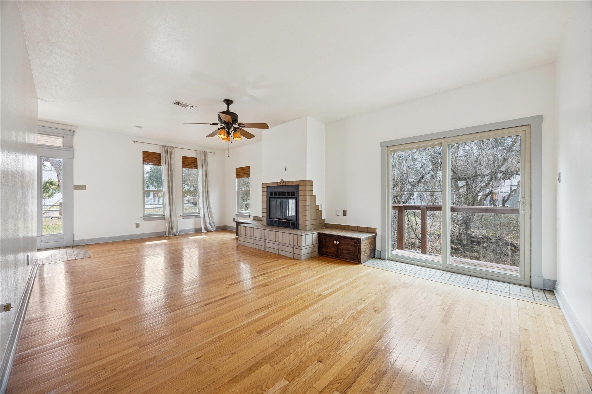 13918 Hummingbird LN