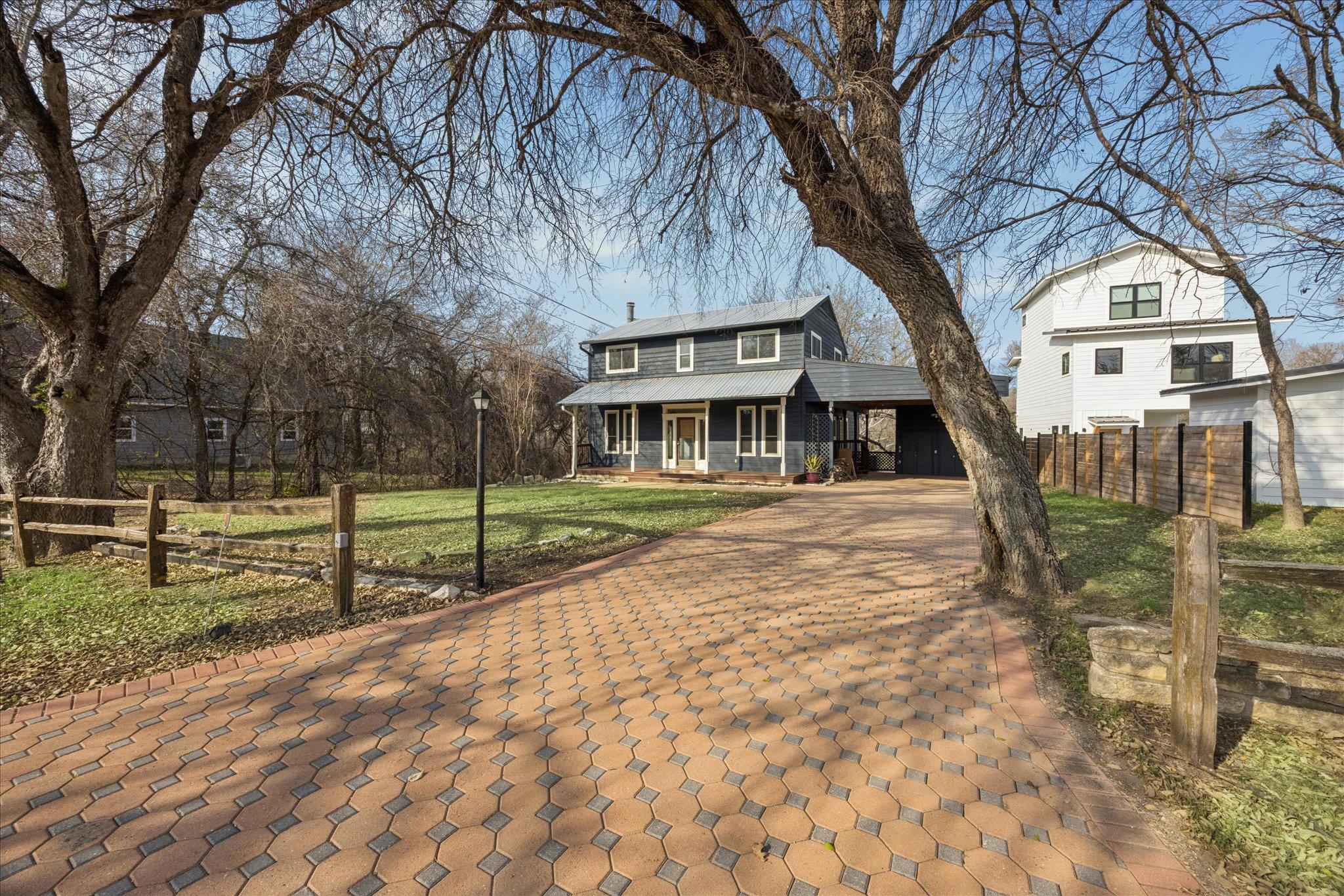 13918 Hummingbird LN