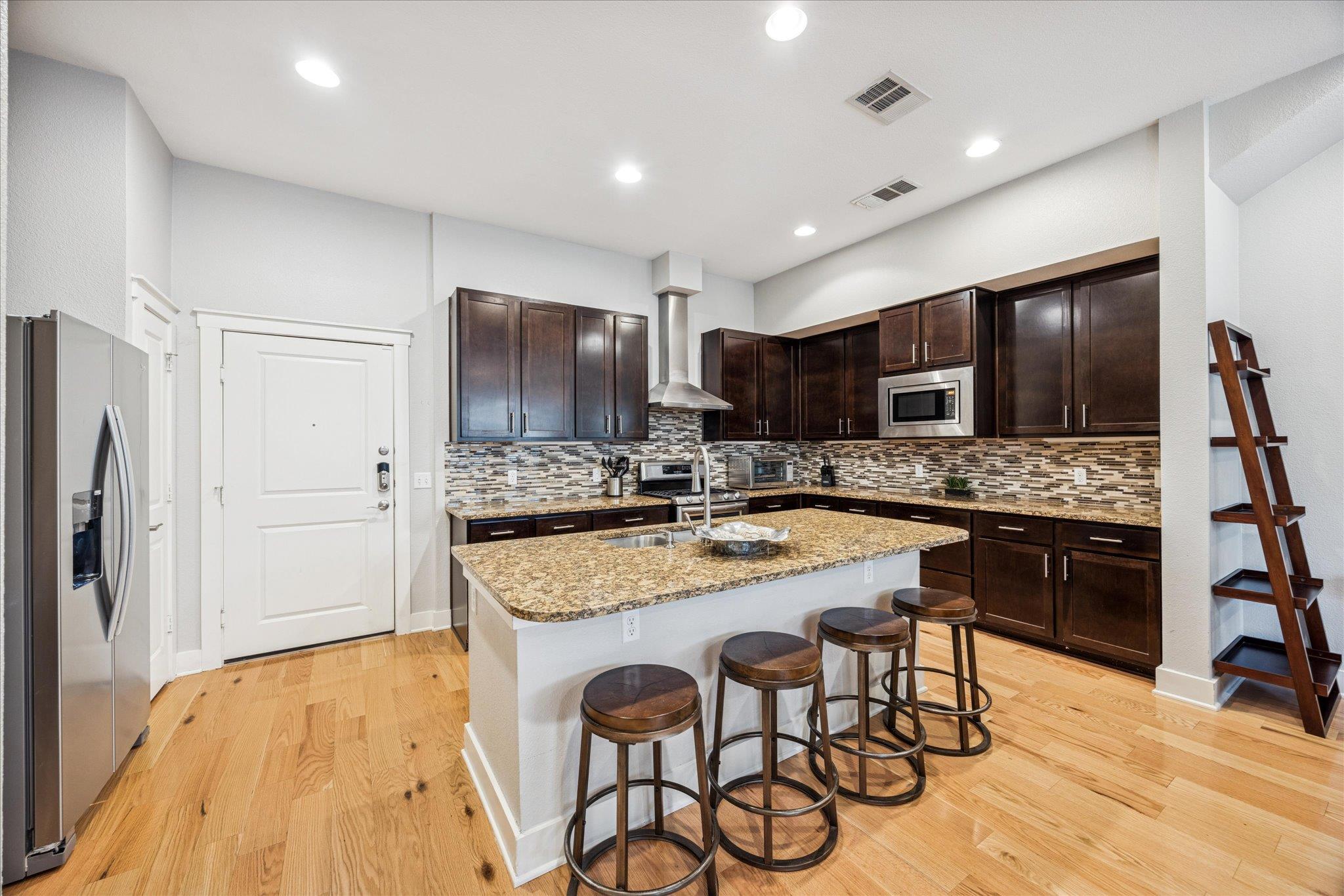 2520 Bluebonnet LN # 45