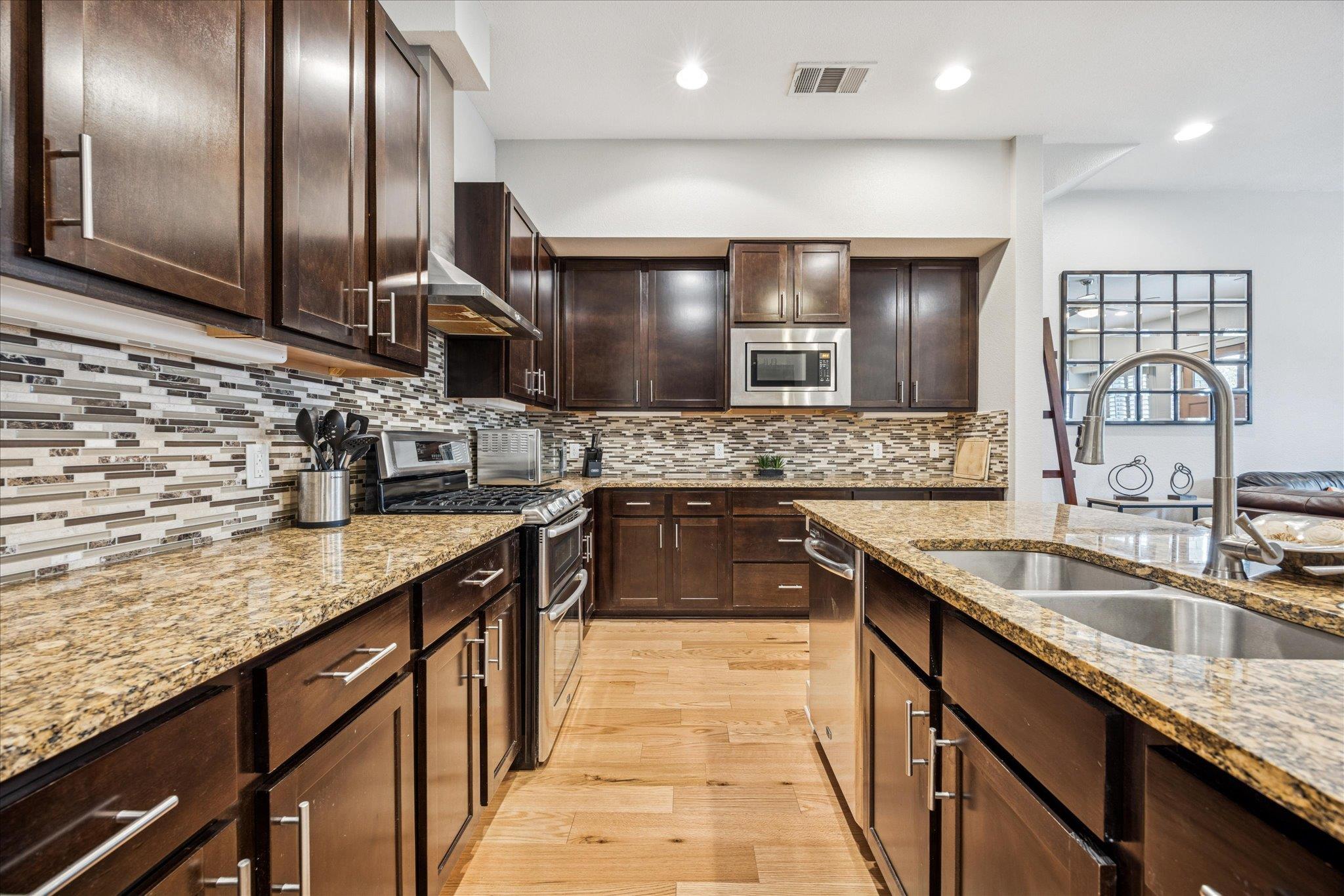 2520 Bluebonnet LN # 45