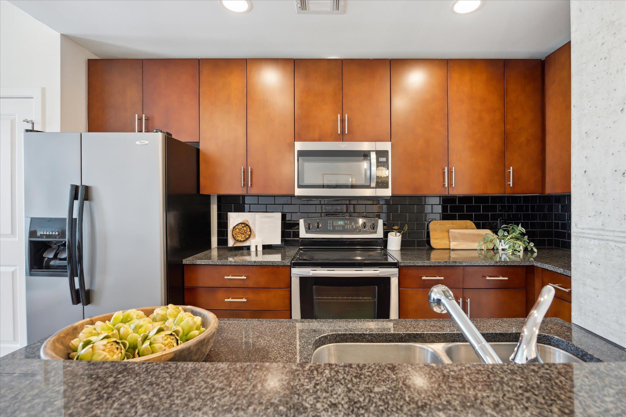 360 Nueces ST # 2506
