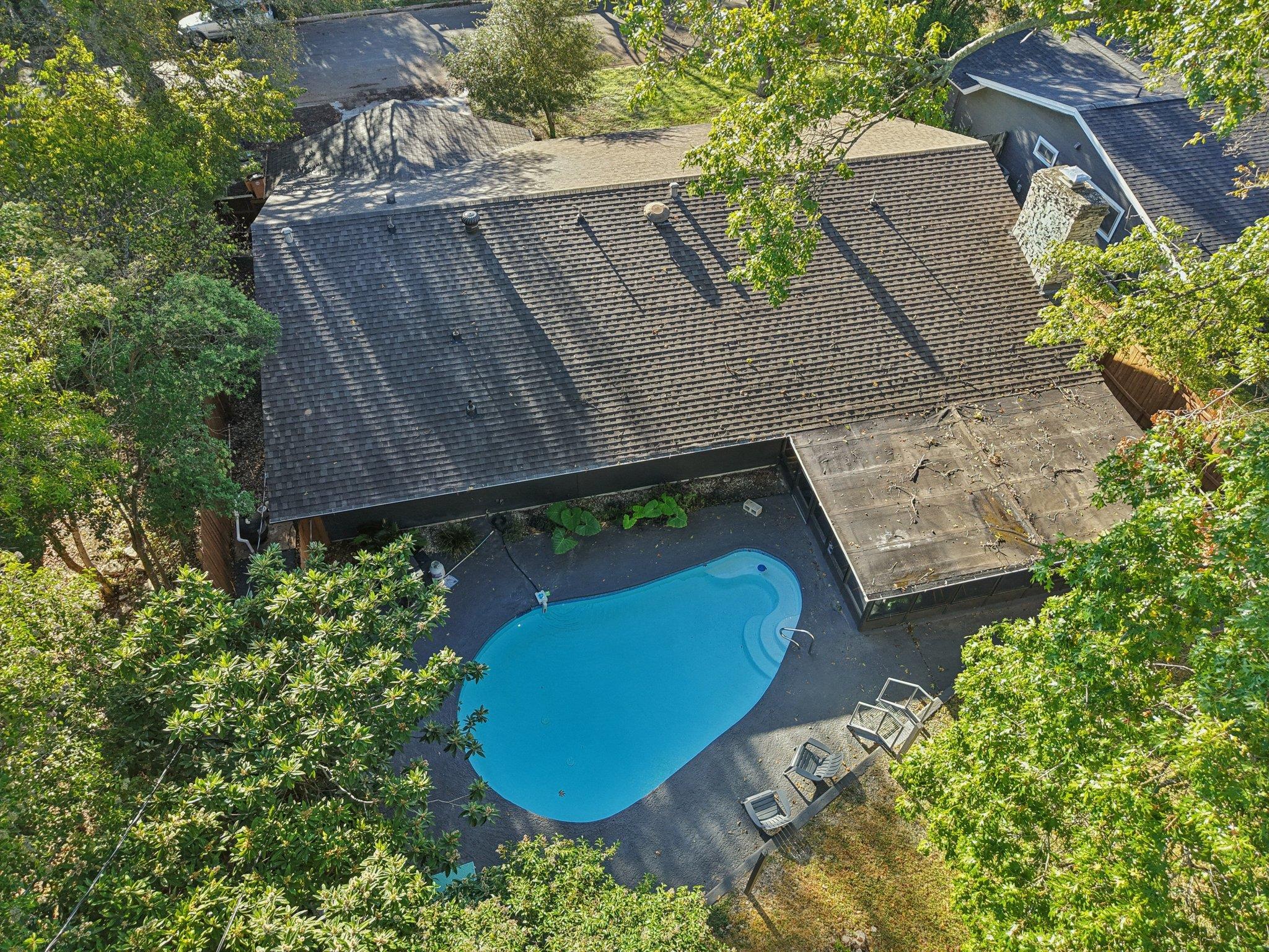 6822 Willamette DR