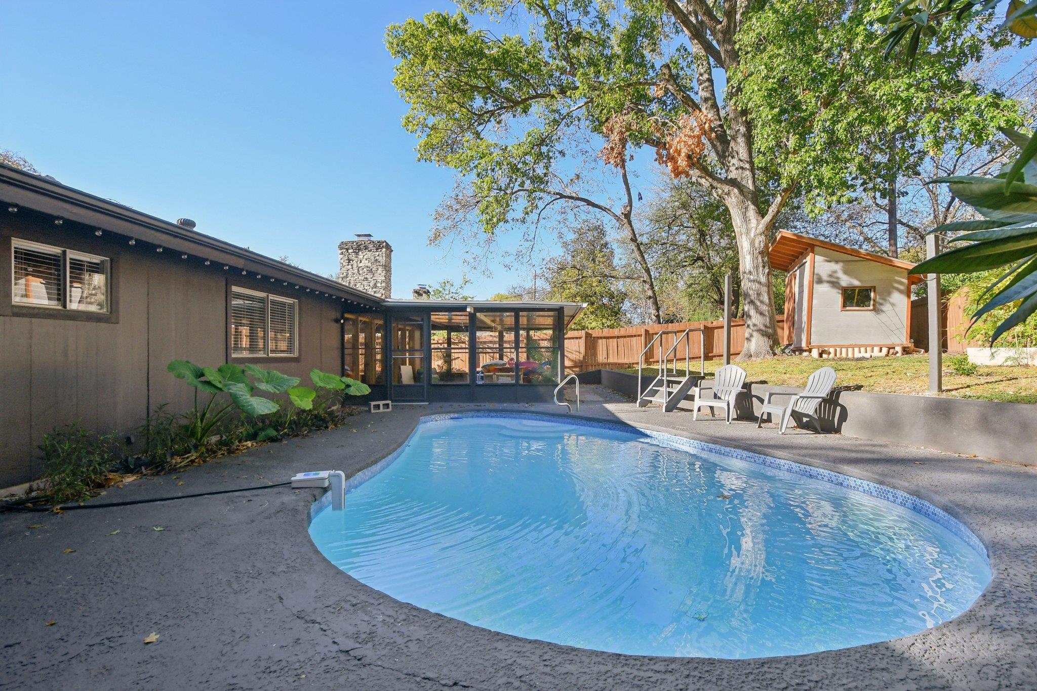 6822 Willamette DR