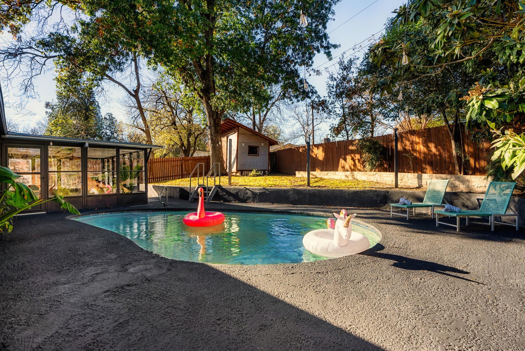 6822 Willamette DR