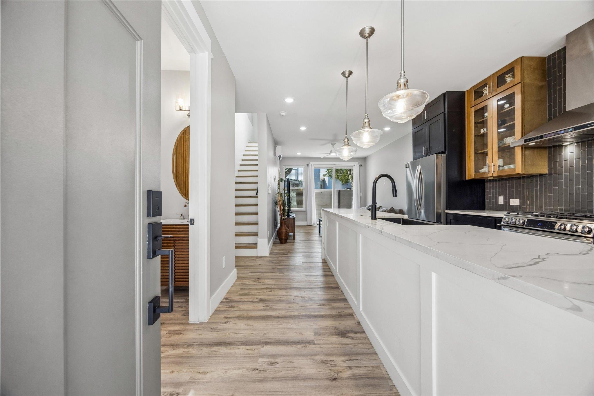 7905 & 7907 Tiffany DR
