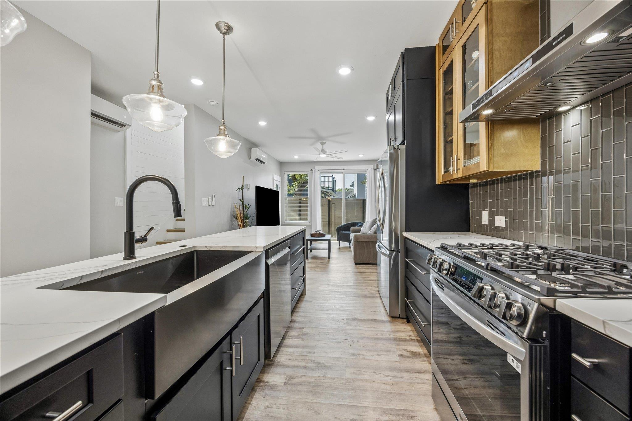 7905 & 7907 Tiffany DR