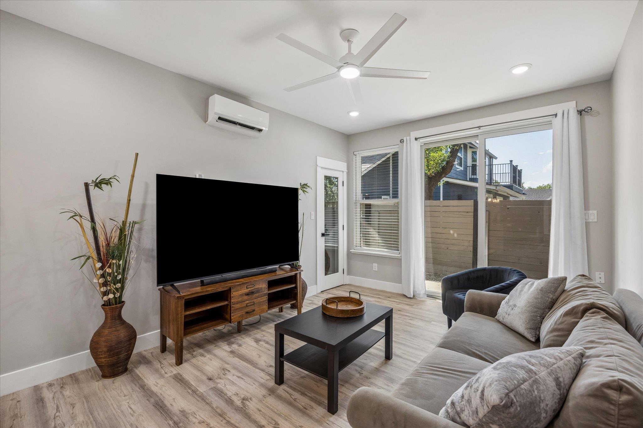 7905 & 7907 Tiffany DR