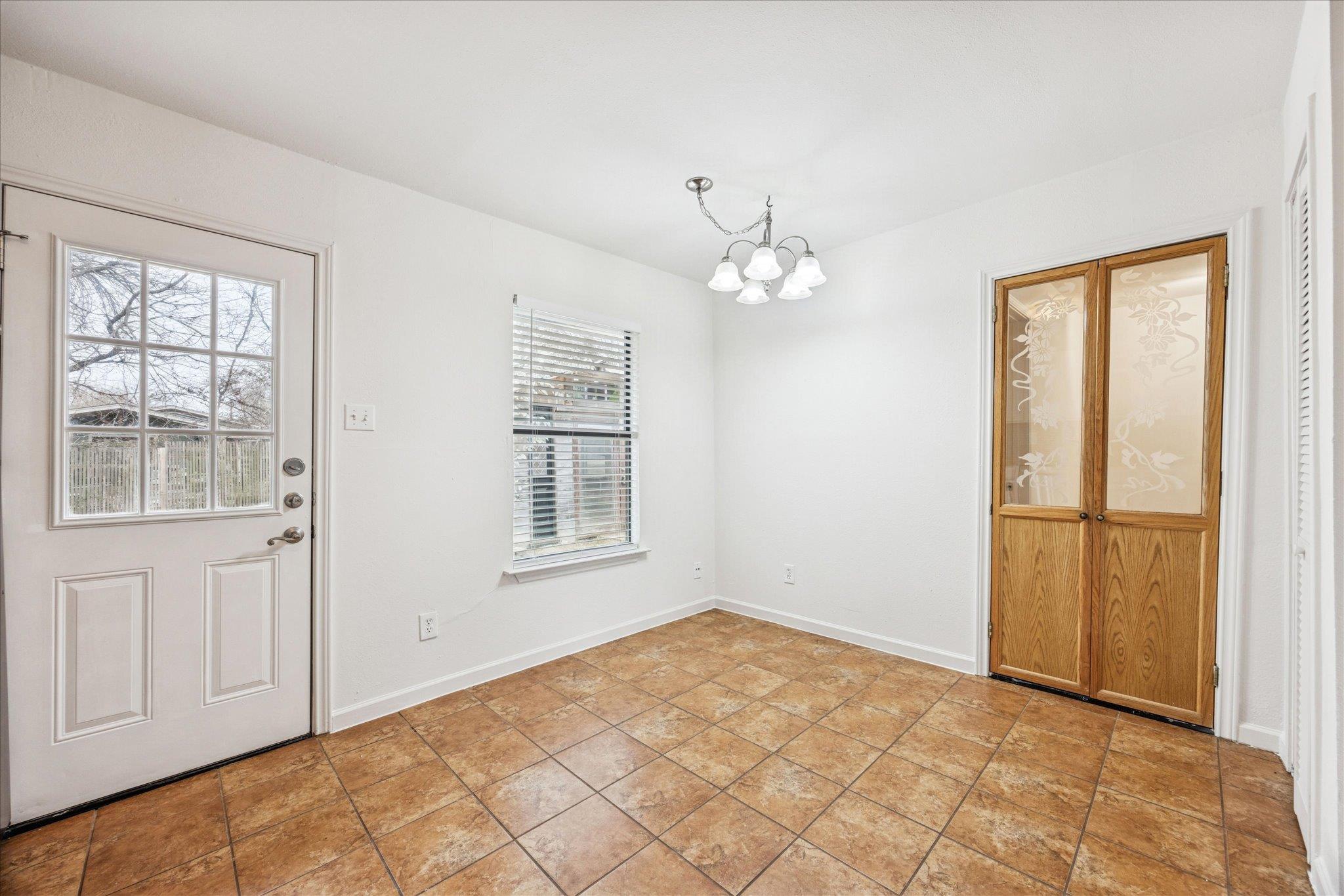 4713 Little Hill CIR