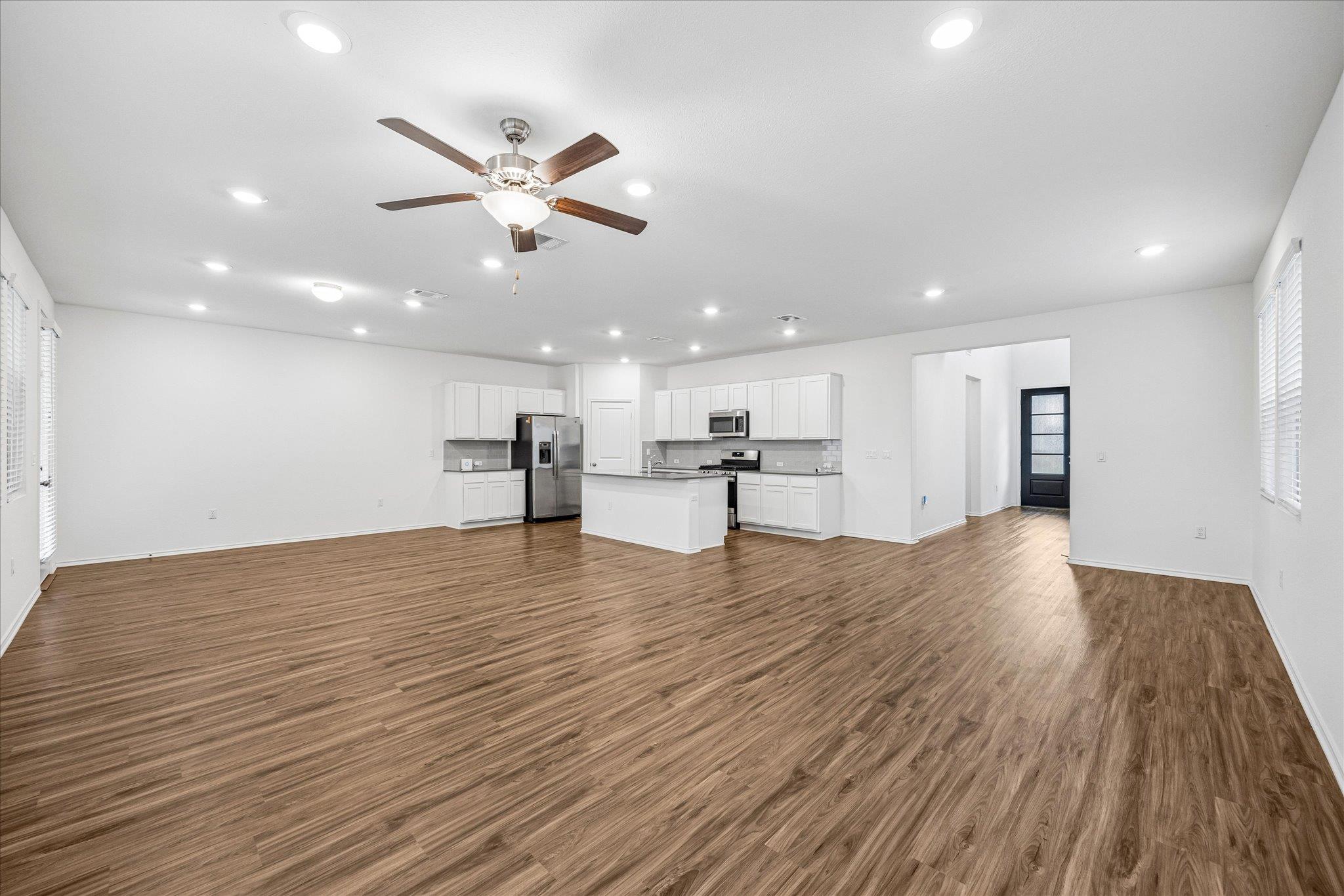 10303 Buster DR