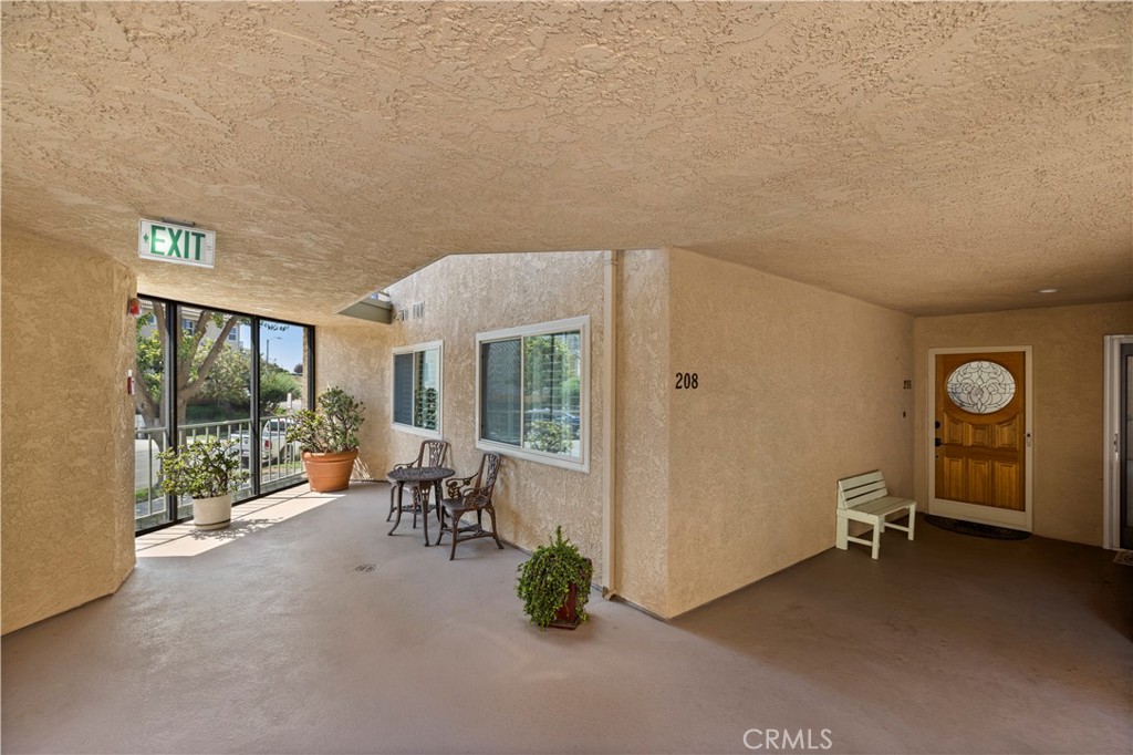 2700 E Panorama Drive 208