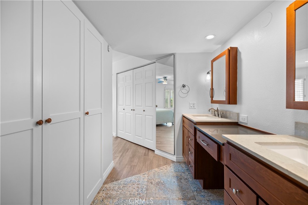 2700 E Panorama Drive 208