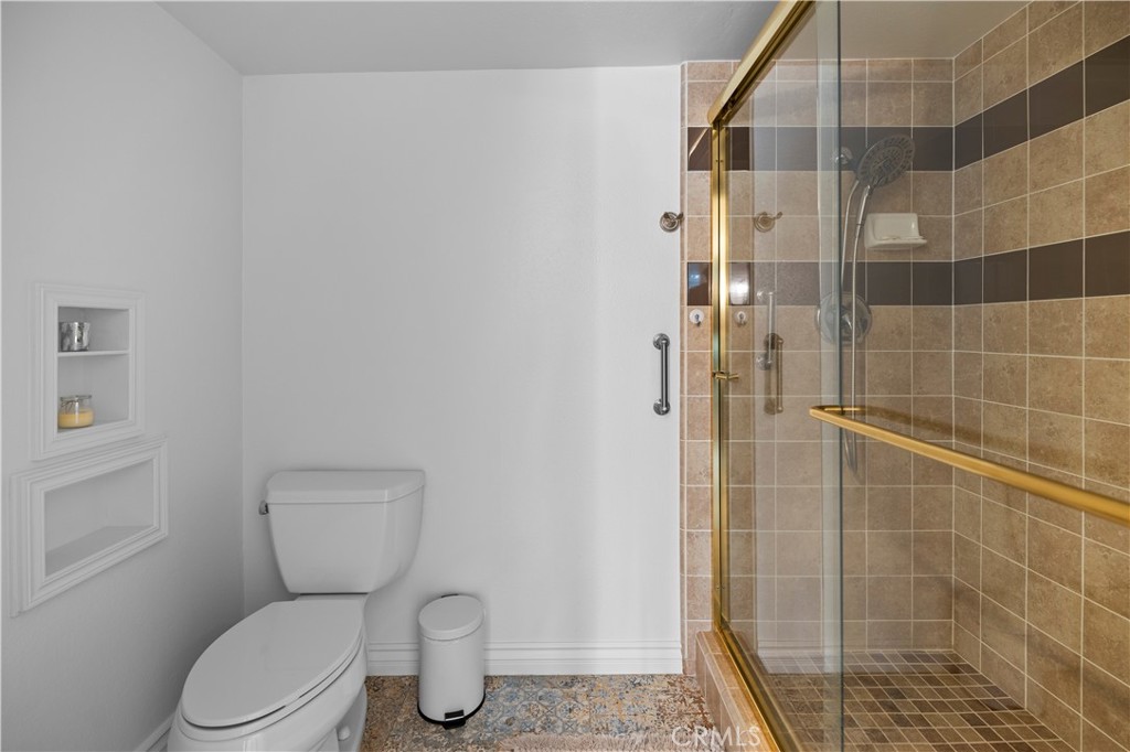 2700 E Panorama Drive 208