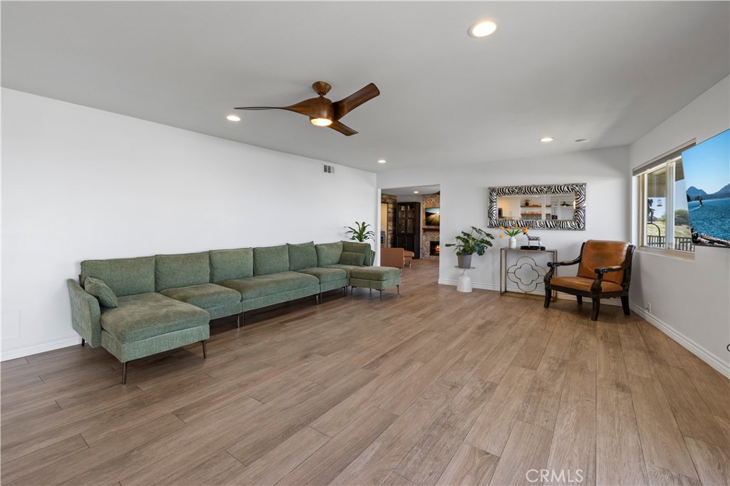 2700 E Panorama Drive 208