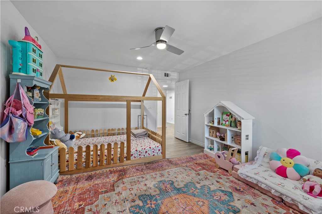 2700 E Panorama Drive 208