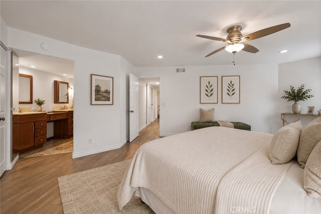 2700 E Panorama Drive 208
