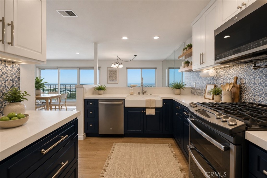 2700 E Panorama Drive 208
