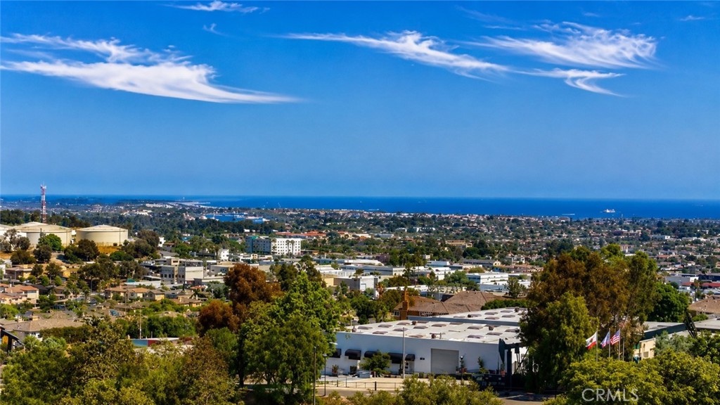 2700 E Panorama Drive 208