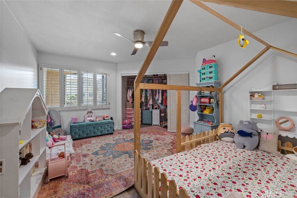 2700 E Panorama Drive 208