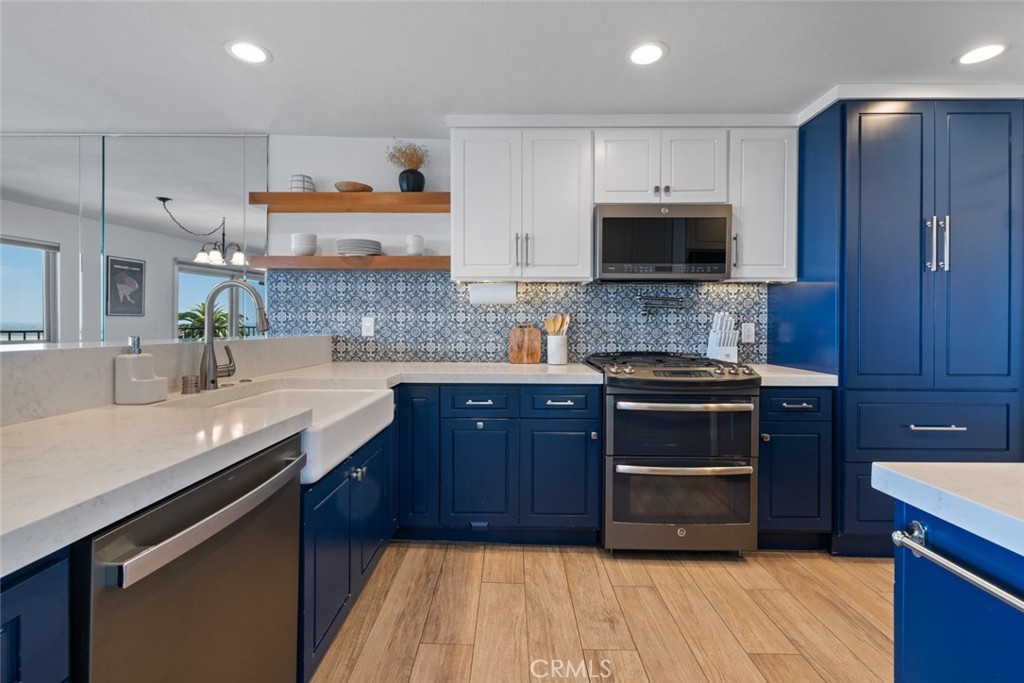 2700 E Panorama Drive 208