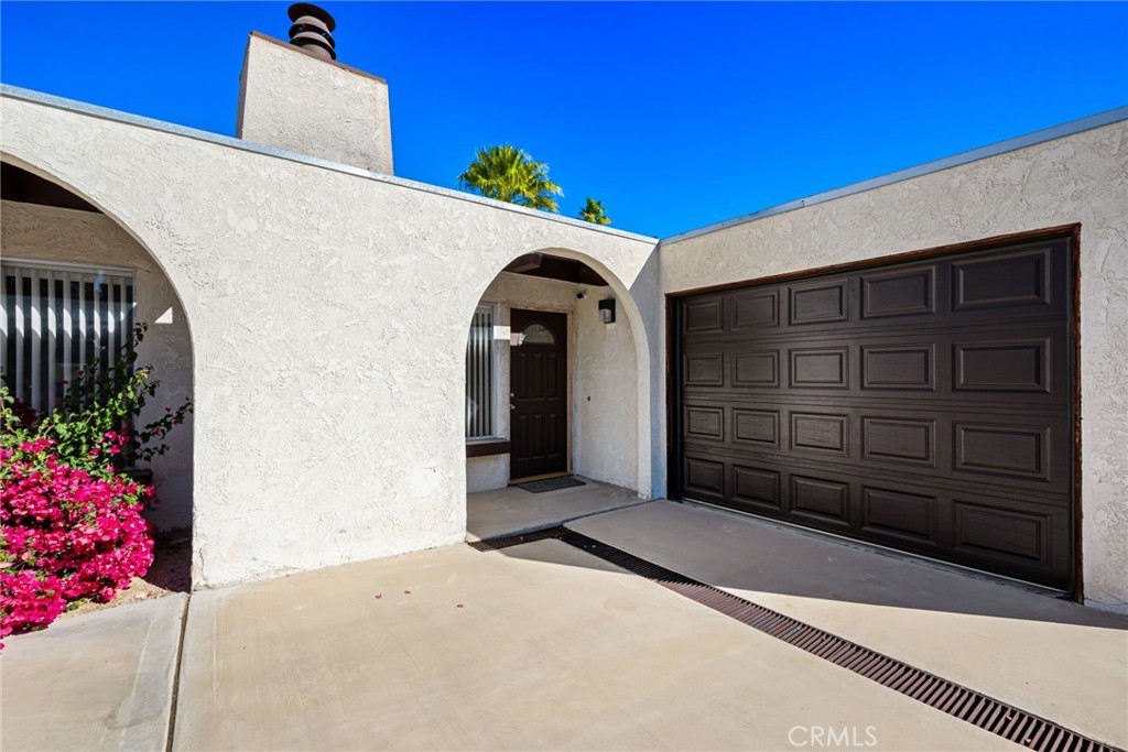 72640 Hedgehog Street