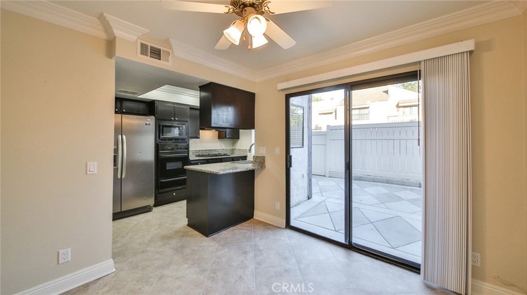 1013 W Linden Street 5