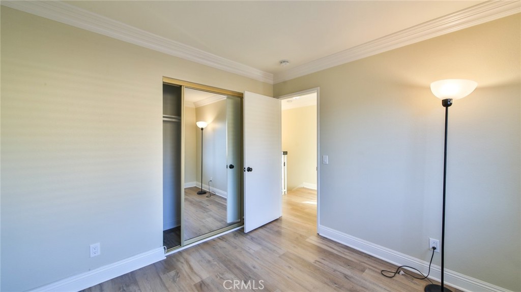 1013 W Linden Street 5