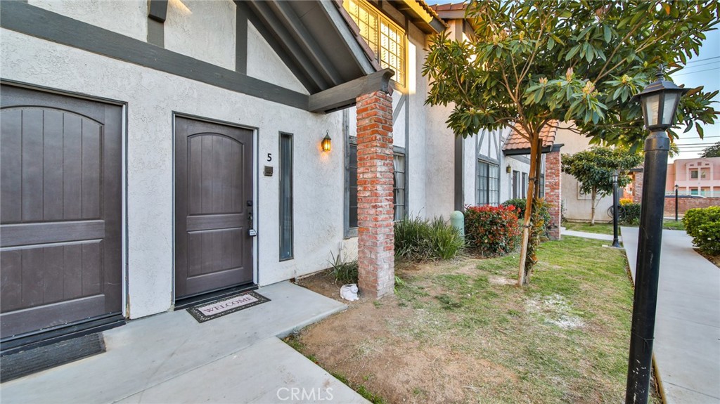 1013 W Linden Street 5