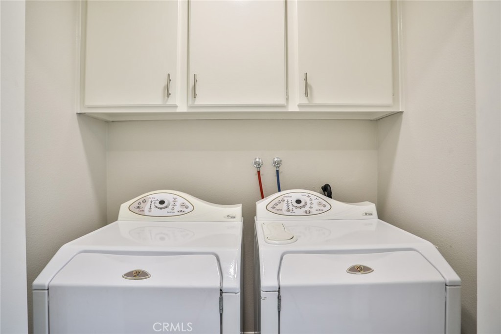 1013 W Linden Street 25