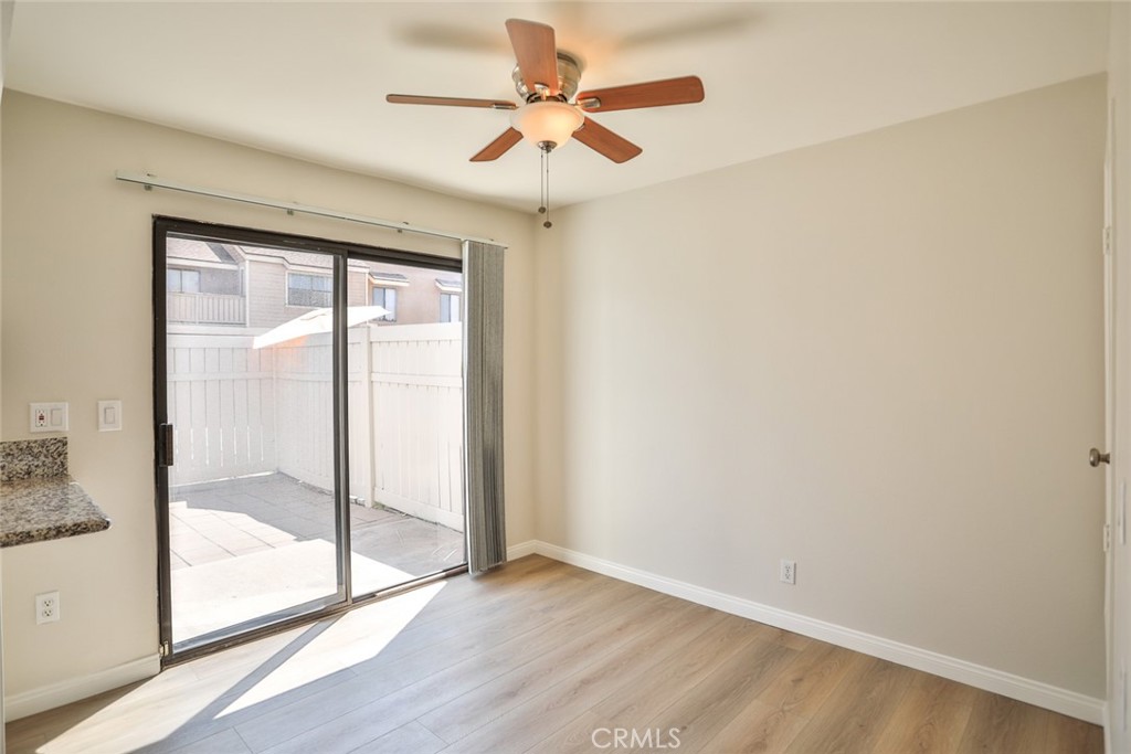 1013 W Linden Street 25