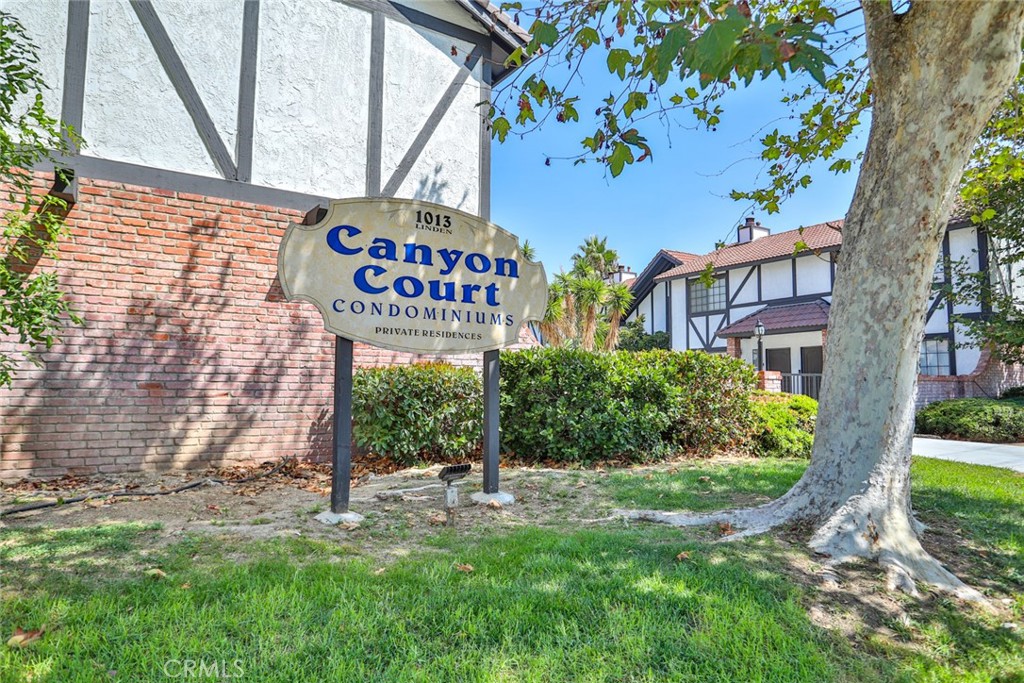 1013 W Linden Street 25