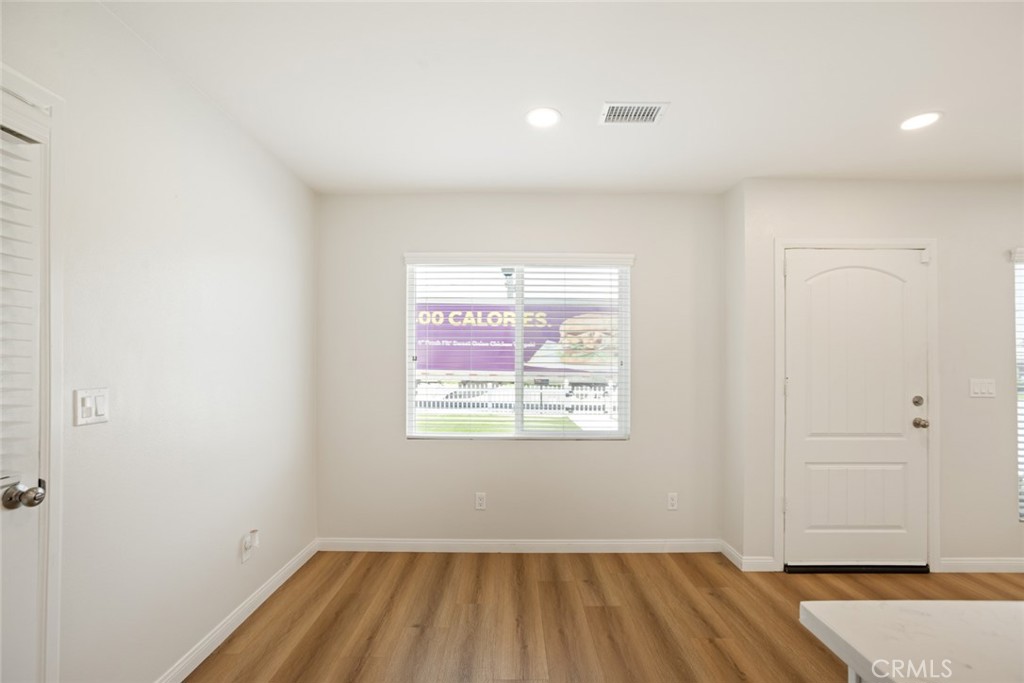 231 N Lincoln Avenue