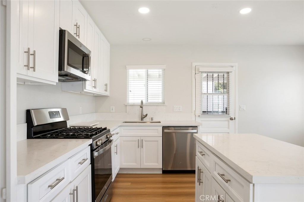 231 N Lincoln Avenue