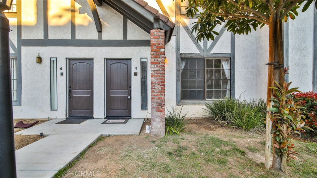 1013 W Linden Street 5