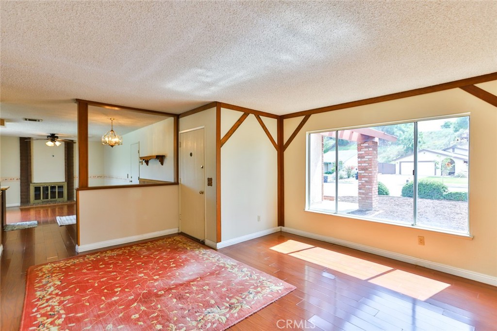 3736 Valle Vista Drive