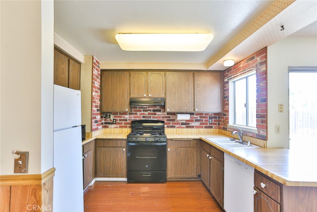 3736 Valle Vista Drive