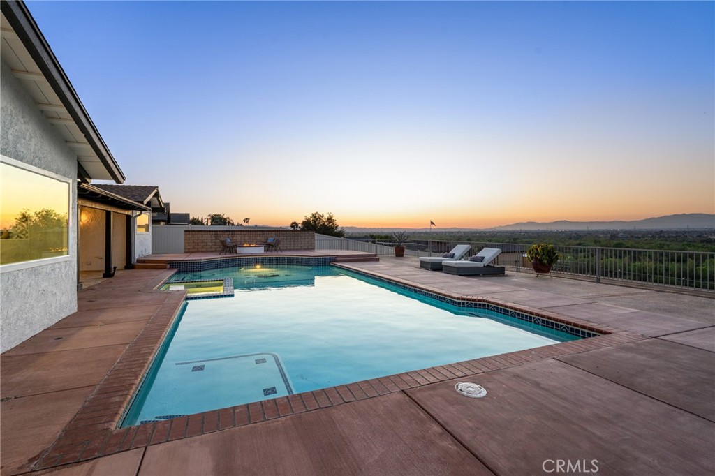 2257 Alhambra Street