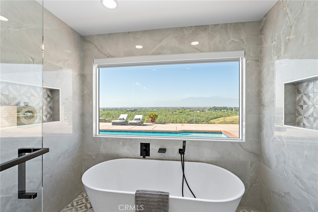 2257 Alhambra Street