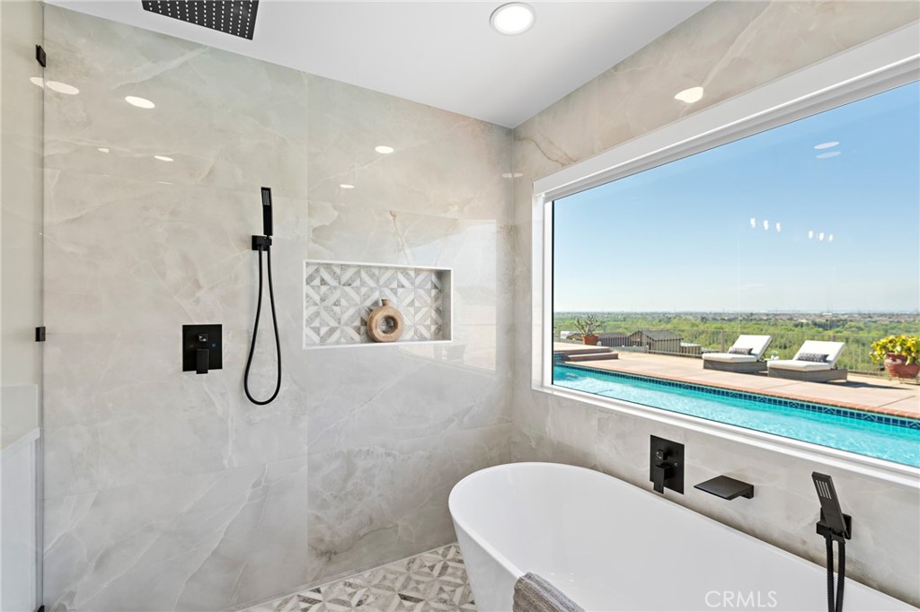 2257 Alhambra Street